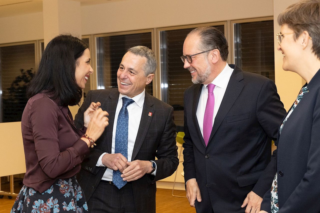 Regierungsrätin Hasler am Treffen der Aussenministerinnen und -minister aus dem deutschsprachigen Raum in Luxemburg