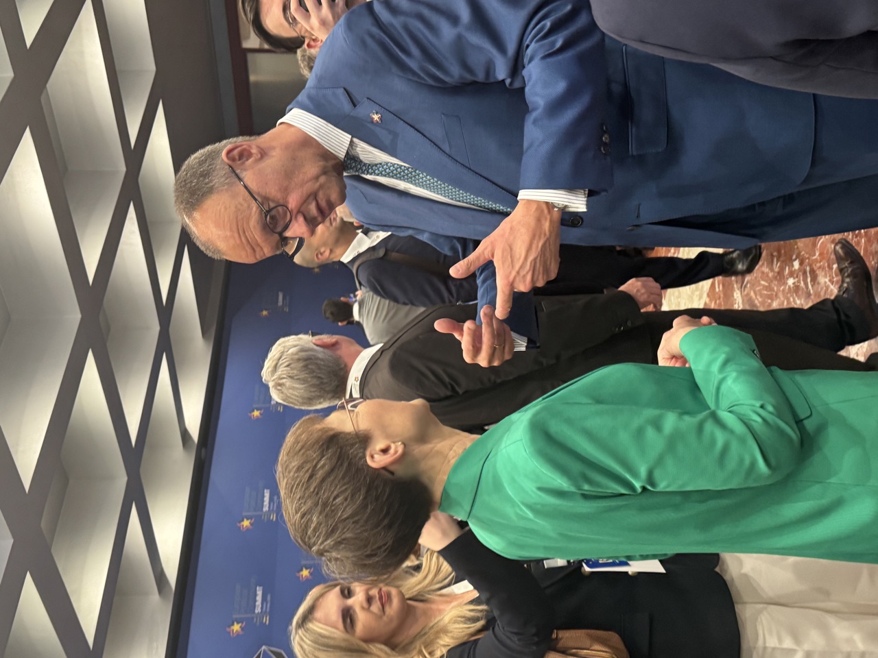 Regierungschefin Brigitte Haas trifft europäische Staats- und Regierungschefs an der Europäischen Politischen Gemeinschaft